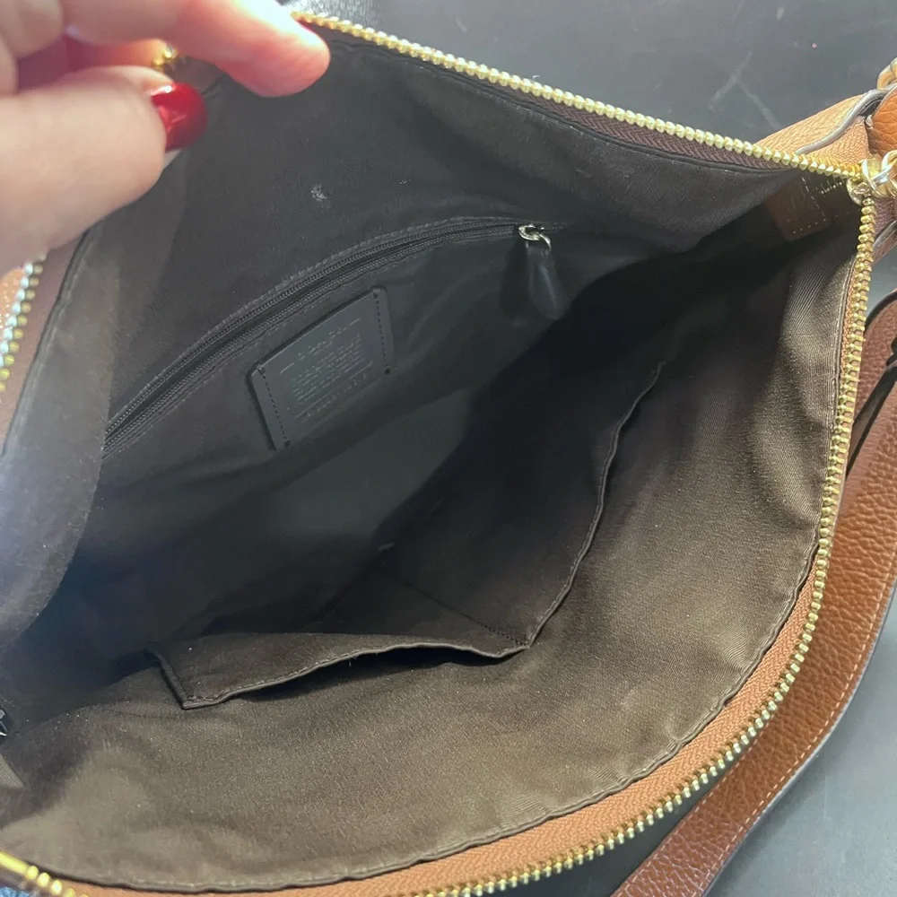 Coach Brown Leather Shoulder Bag - Picture 8 of 10